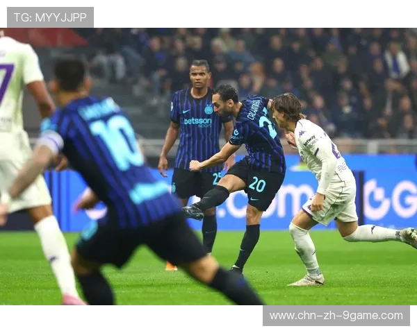 佛罗伦萨补强锋线支点，助力冲击意甲顶峰